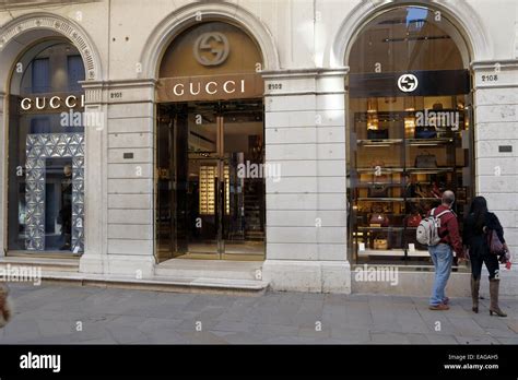 gucci outlet venezia|is gucci outlet worth it.